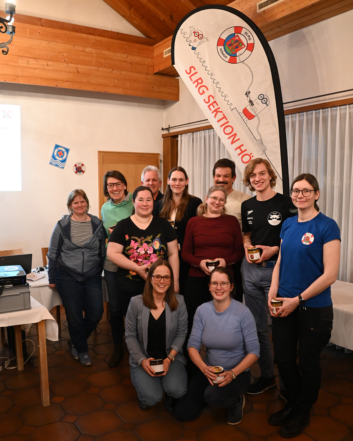 Gruppenbild Vorstand SLRG Hoengg